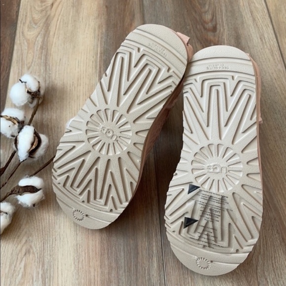 🌿UGG- CLASSIC MINI SNOW LEOPARD BOOTS🌿 - Picture 8 of 13